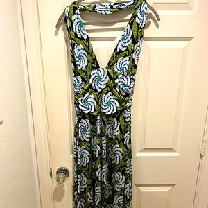 Beautiful halter dress!